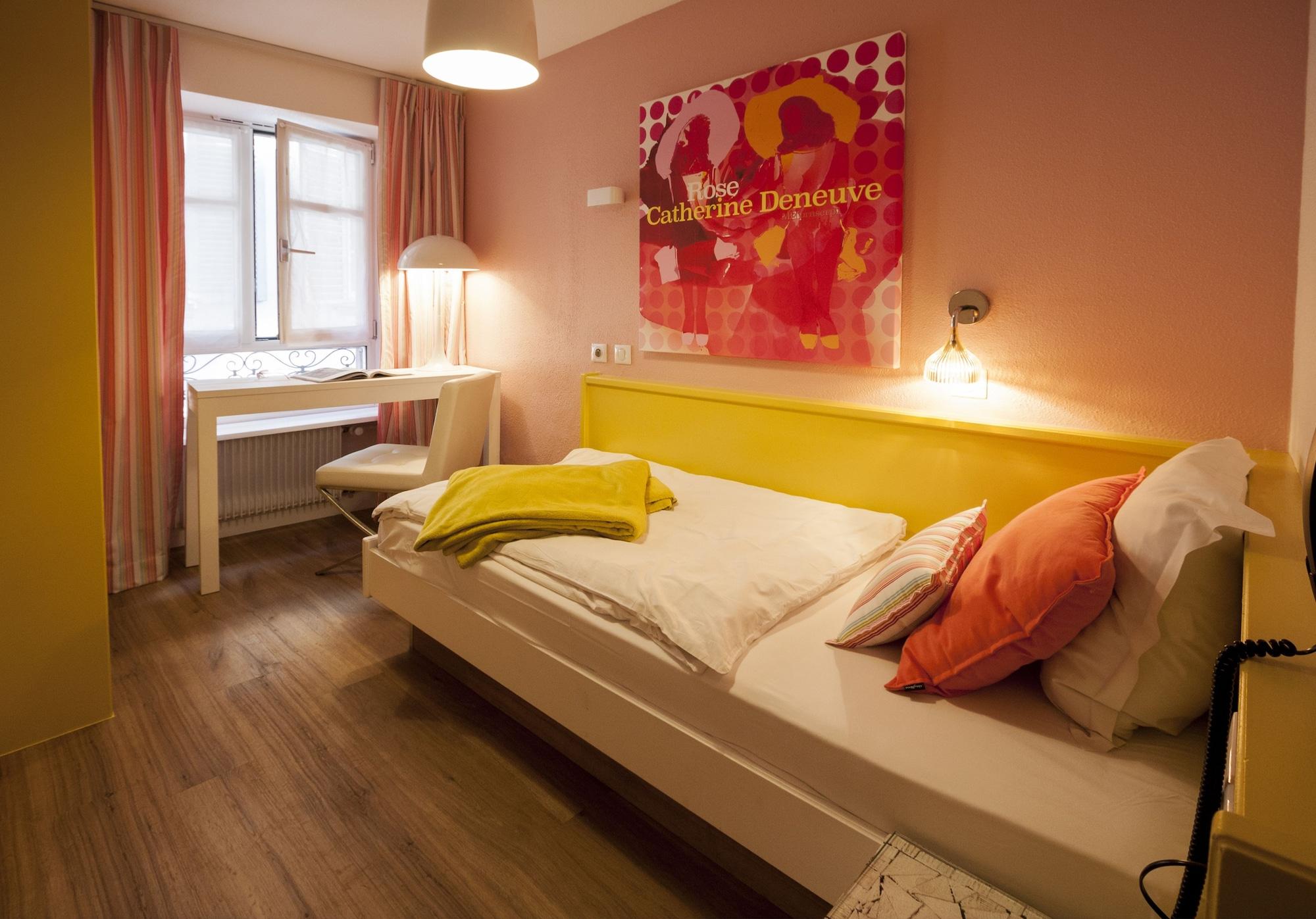 Hotel Roses Strasbourg Eksteriør bilde